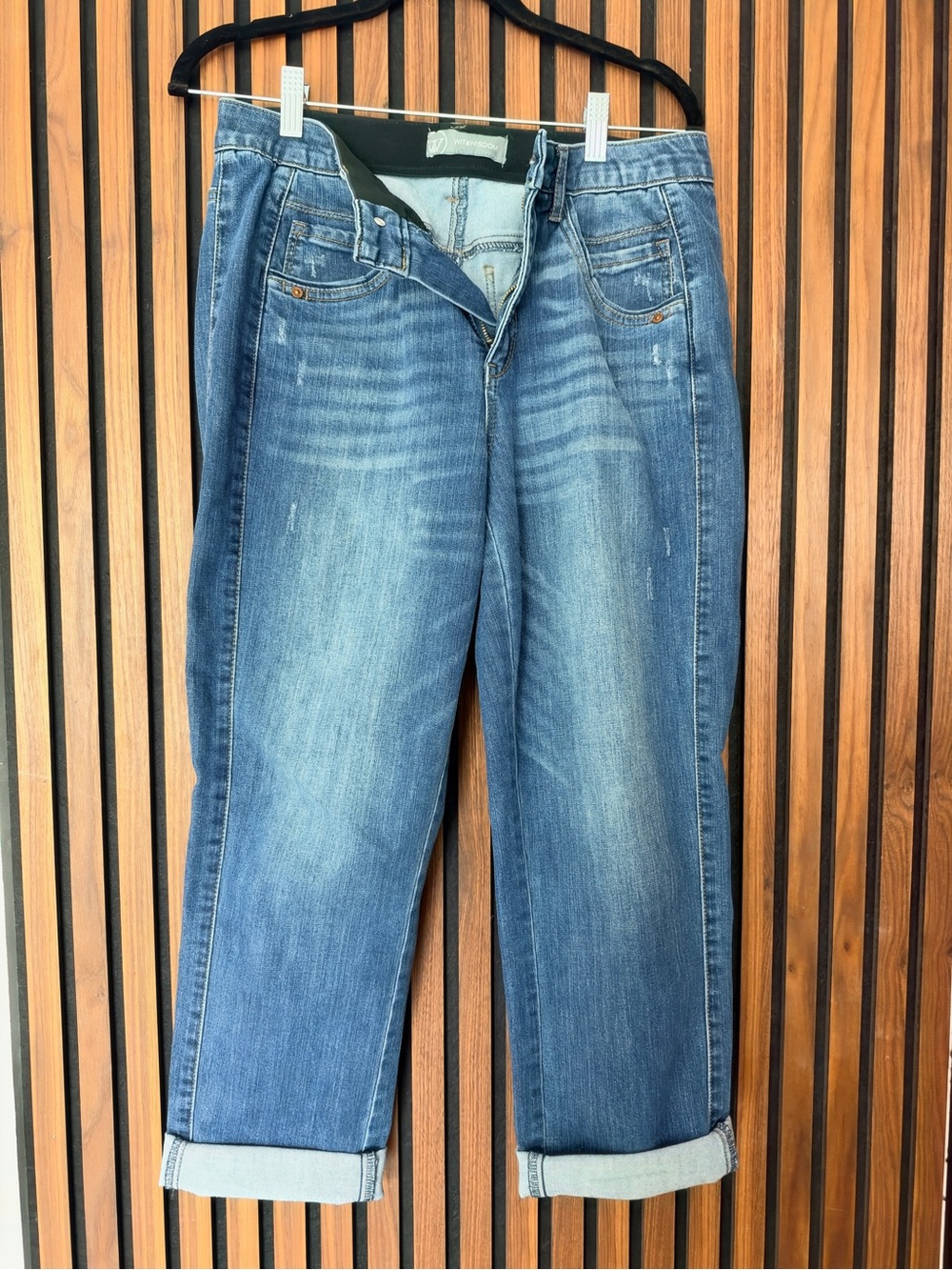 Wit & Wisdom Women’s Faded Blue Straight Jeans